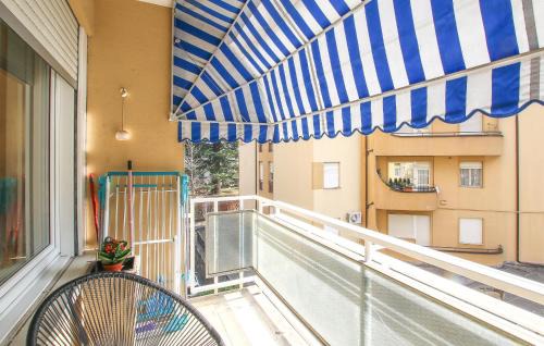 Rovereto Apartment | 3 Bedroom Nice Apartment In Rovereto