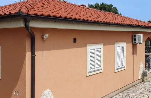 Sveti Anton House | 3 bedroom nice home in Malinska