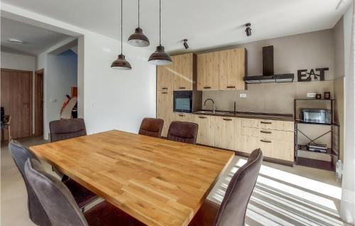 Boljevici House | 3 Bedroom Nice Home In Krsan