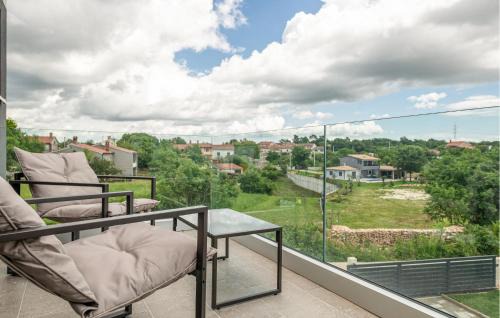 Orbanici House | 3 Bedroom Nice Home In Orbanici