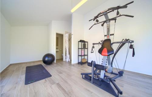 Risika House | 3 Bedroom Nice Home In Risika