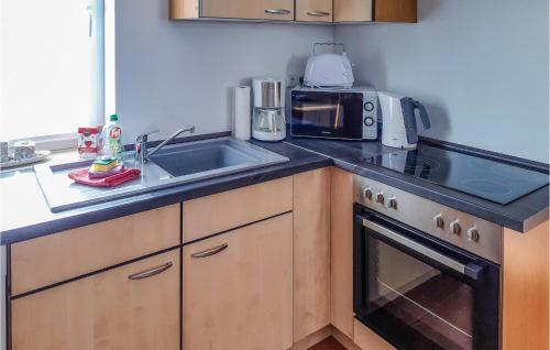 Lubmin House | 3 Bedroom Nice Home In Seebad Lubmin