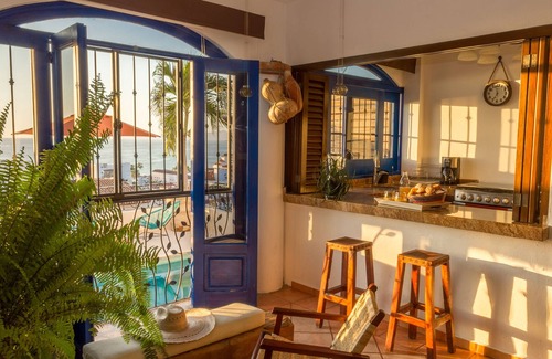 Colonia 5 de Diciembre House | 3 Bedroom Ocean View Condo in downtown +pool +wifi