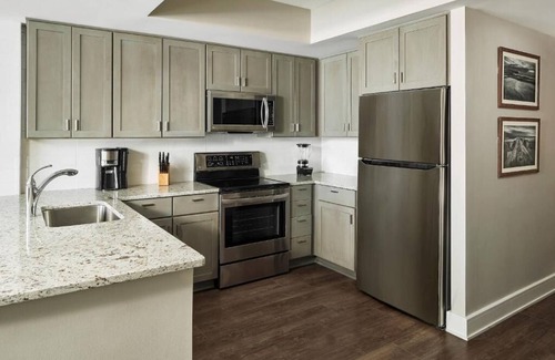 Myrtle Beach Apartment | 3 Bedroom Oceanfront suite at HVC Ocean 22, 2200 N. Ocean Blvd, Myrtle Beach