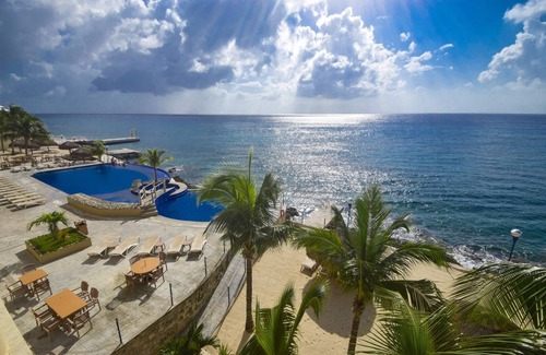 Colonia Andres Condo | 3-Bedroom Oceanfront Condo w/Breathtaking Views! Your Dream Getaway in Cozumel
