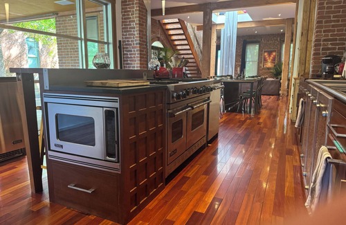 Curtis Park House | 3-Bedroom, Outdoor Japanese Soaking Tub, Fire-Pit, originally built in 1890!