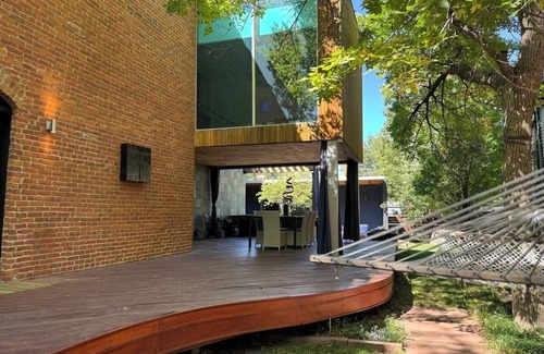 Curtis Park House | 3-Bedroom, Outdoor Japanese Soaking Tub, Fire-Pit, originally built in 1890!