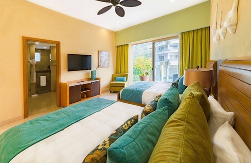 Zona sur Resort | 3 Bedroom Panoramic Suite located in Garza Blanca Preserve Resort & Spa
