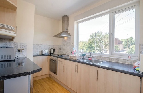 Cradley Apartment | 3 Bedroom Peaceful Flat