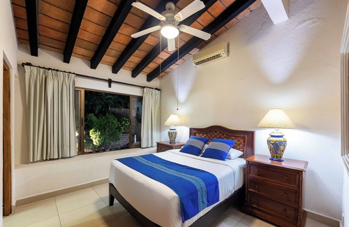 Romantic Zone Resort | 3-bedroom Penthouse in charming Puerto Vallarta