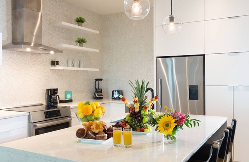 Long Bay Hills Resort | 3 Bedroom Penthouse that overlooks Turks and Caicos stunning waters!