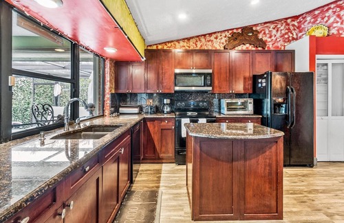 Port Saint Lucie House | 3 Bedroom Pool Home with a Hot Tub