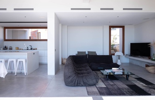 Les Trois Lucs House | 3 Bedroom Private vacation home in Marseille