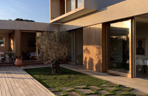Les Trois Lucs House | 3 Bedroom Private vacation home in Marseille