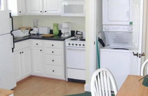 Lackey Resort | 3-bedroom resort in charming Williamsburg with fitness room, AC