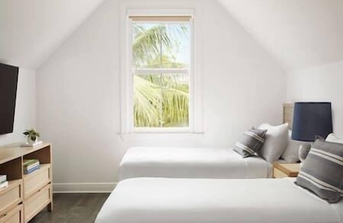 Key West Resort | 3 bedroom Resort-Key West, Beach, Pool, Hot Tub