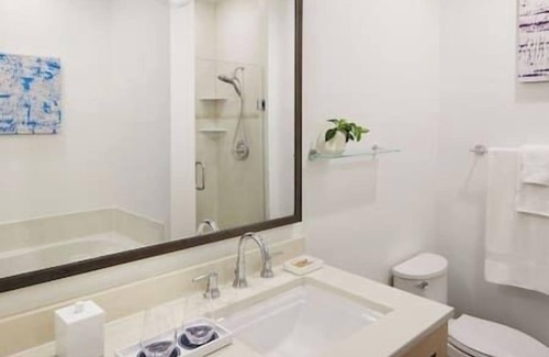 Key West Resort | 3 bedroom Resort-Key West, Beach, Pool, Hot Tub