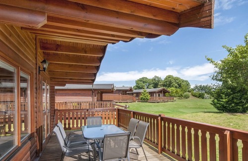 Winchester House | 3 bedroom, Scandinavian Log Cabin, Winchester