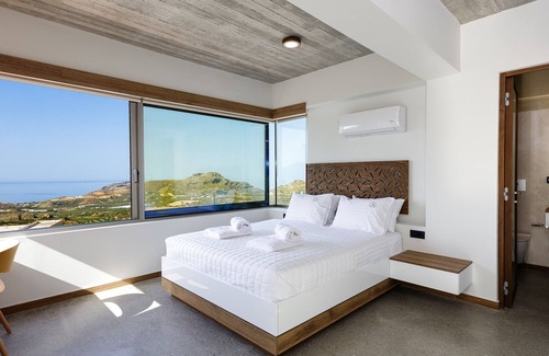 Mariou House | 3 Bedroom Sea View Villa South Rethymno by Delfus