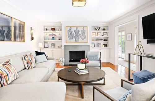 South of Broad Apartment | 3 Bedroom Single family L-554351 by Houzlet