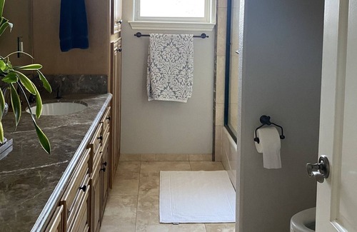 Madera House | 3 bedroom Spanish Villa w/ jacuzzi and pool - 6 people