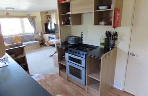 Aberystwyth House | 3 bedroom static caravan with sea view in Clarach Bay Holiday Village Abi horizon