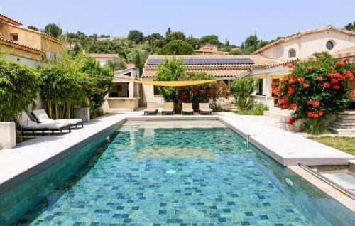 Rochefort-du-Gard House | 3 Bedroom Stunning Home In Rochefort
