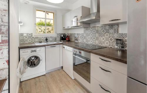 Saint-Suliac House | 3 Bedroom Stunning Home In Saint-Suliac