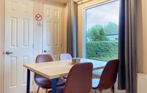 Heinkenszand House | 3 Bedroom Stunning Home In Heinkenszand