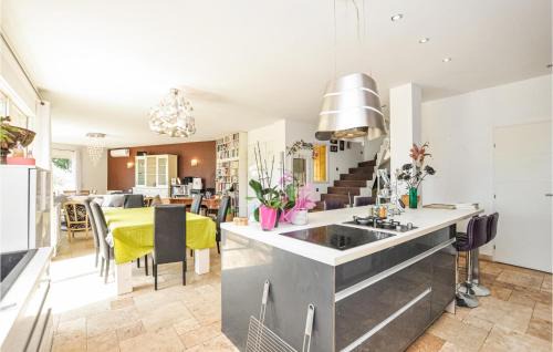Montauroux House | 3 Bedroom Stunning Home In Montauroux