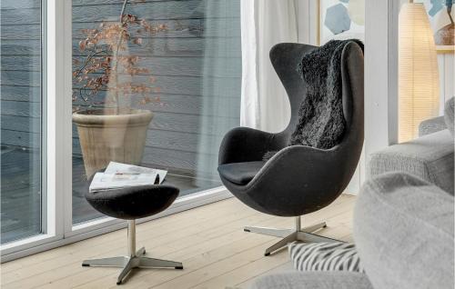 Grønninghoved Strand House | 3 Bedroom Stunning Home In Sjølund