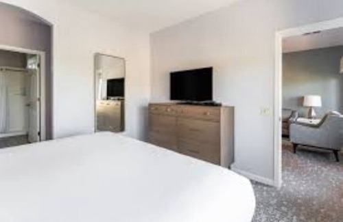 Rancho Vistoso Resort | 3 Bedroom Suite at Rancho Vistoso. Oro Valley, AZ!