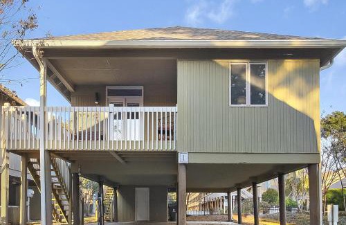 Myrtle Beach House | 3 Bedroom Summer Cottage only Steps from the Ocean