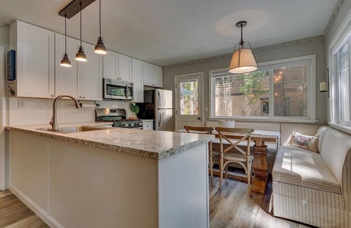 Tahoe Pines Ski Chalet | 3-Bedroom Tahoe Retreat, Steps to the Lake, Private Pier, Minutes to Ski Resorts