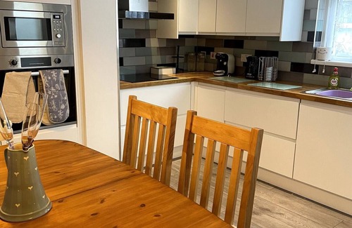 Torrington House | 3 bedroom terrace holiday home