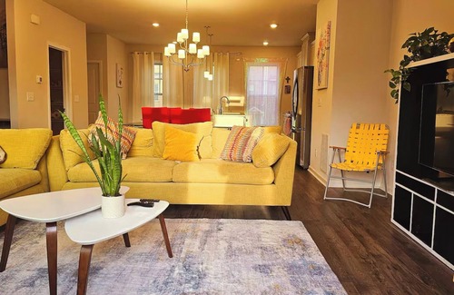 Lawrenceville House | 3-bedroom townhome in enjoyable Lawrenceville with AC, WiFi, fitness room