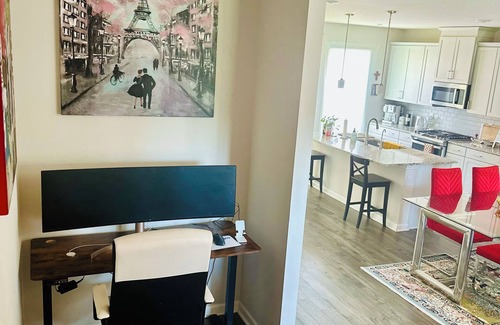 Lawrenceville House | 3-bedroom townhome in enjoyable Lawrenceville with AC, WiFi, fitness room