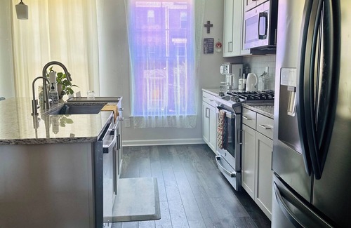 Lawrenceville House | 3-bedroom townhome in enjoyable Lawrenceville with AC, WiFi, fitness room