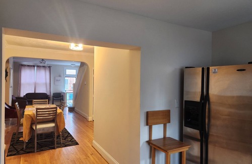 Downtown Baltimore House | 3-bedroom townhome in fantastic Baltimore with AC, WiFi.