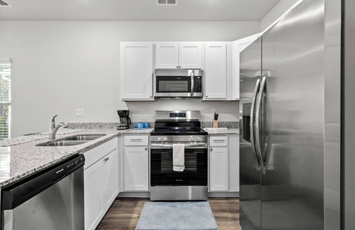 Calabash House | 3-bedroom townhome in amazing Calabash next to Meadowlands Golf Course & Beach