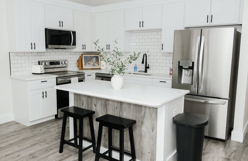 Saxon House | 3-bedroom townhome in charming Spartanburg with WiFi, AC. Enjoy your stay