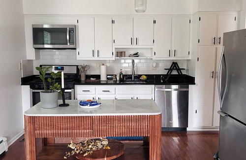 South Orange Apartment | 3-bedroom apartment in charming South Orange Village with WiFi