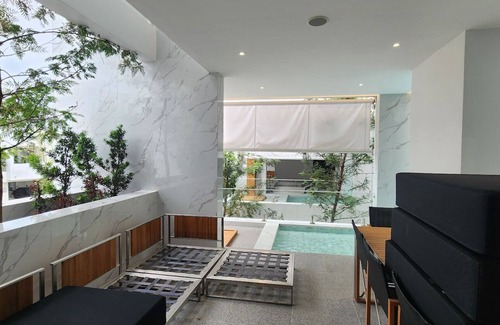 Choeng Thale Villa | 3-bedroom villa in superb Tambon Choeng Thale with AC