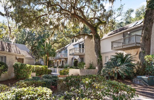 St. Simons Island Villa | 3 Bedroom Villa Surrounded by Serenity and Beauty in Sea Palms Golf Resort
