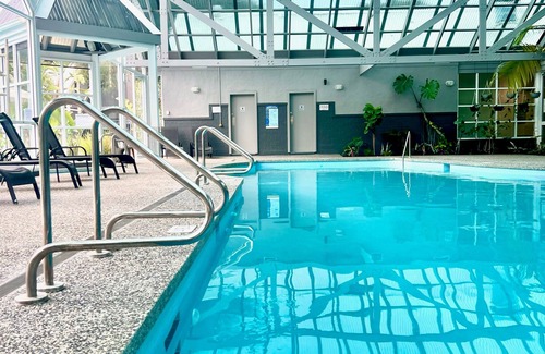 Broadwater Resort | 3-Bedroom Villa at Broadwater Resort (pet friendly)