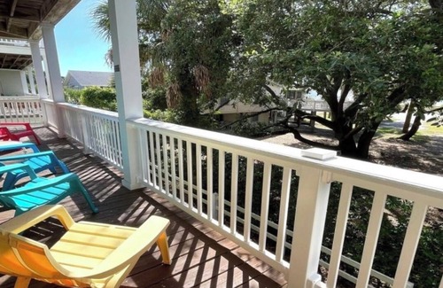 Edisto Island Villa | 3-bedroom villa in peaceful Edisto Island, seconds from the beach