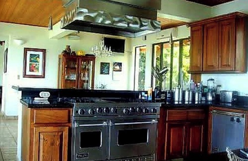 Hatillo 3 Villa | 3-bedroom villa in beautiful Hatillo with AC