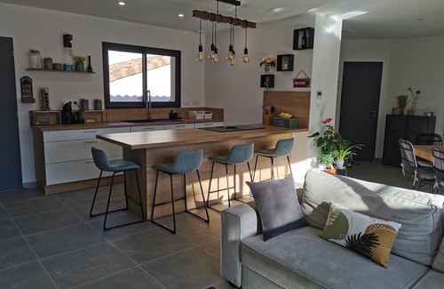 Cruzy Villa | 3 Bedroom Villa in CRUZY