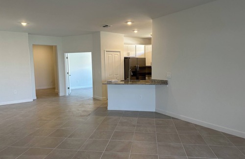 Lakewood Ranch Villa | 3-bedroom villa in excellent Bradenton with AC, fitness room, WiFi