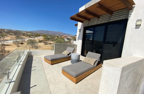 La Ventana Villa | 3-bedroom w/amazing views, waterfront access, resort amenities & hot/cold tub